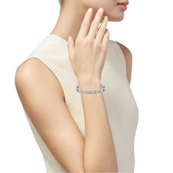 NEW Tory Burch Silver Pierced T Cuff Bracelet - Picture 5 of 9